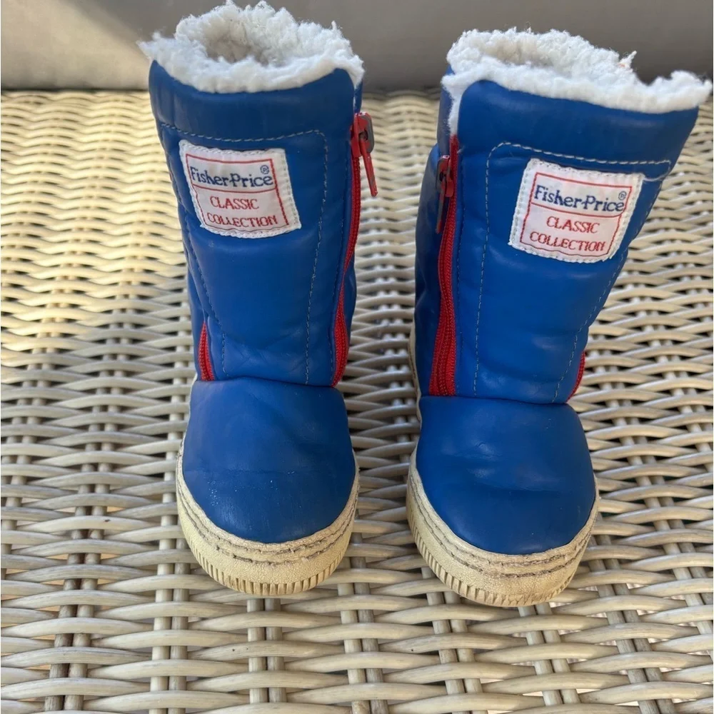 VINTAGE 1995‎ Fisher Price Classic Collection Kids Faux Fur Boots